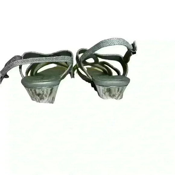 Bandolino Gomeisa Slingback Sandals Women's LIKE NEW! - Picture 3 of 8